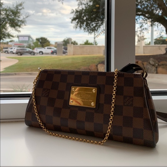 Louis Vuitton Handbags - Louis Vuitton eva clutch